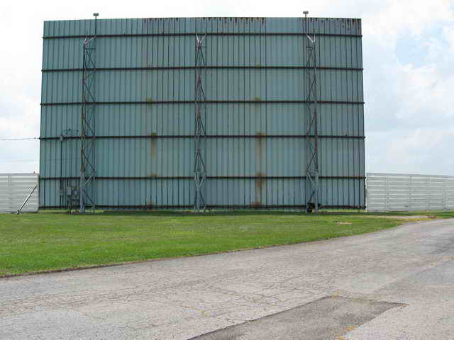 Star View Drive-In - 2010 Photo (newer photo)